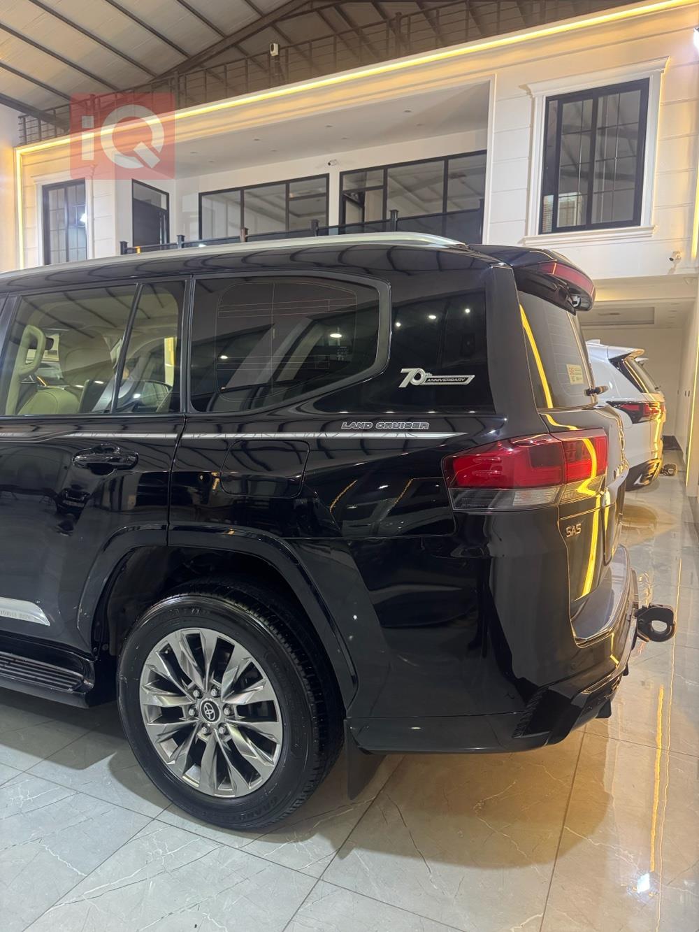 تويوتا لاندكروزر